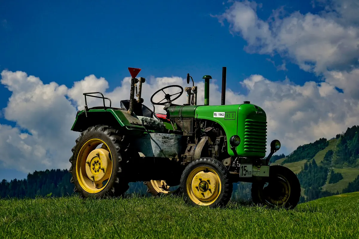 Zetor jak nowy – gdzie szukać części do kultowego ciągnika?